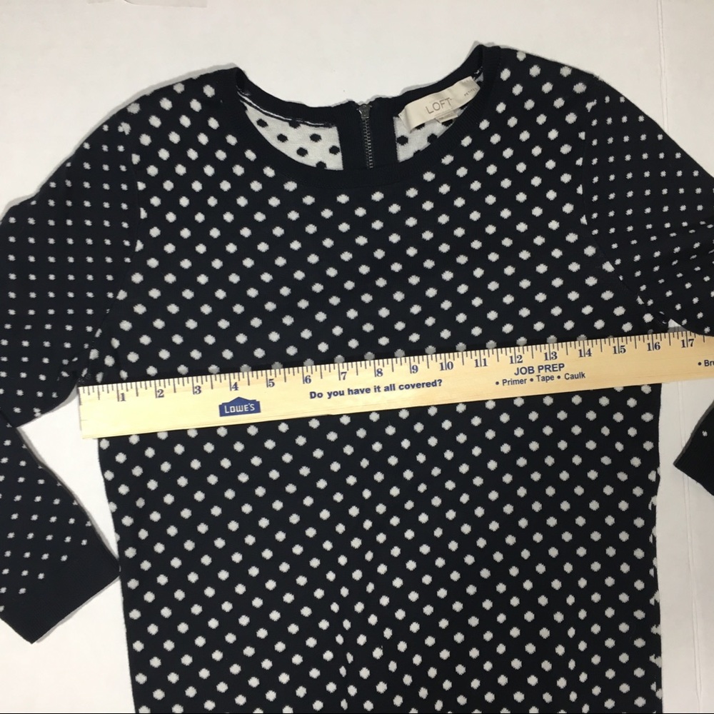 Ann Taylor LOFT Polka Dot Sweater. Small - Picture 3 of 6